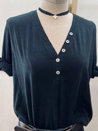 Camiseta Básica Botones Ribete Negro