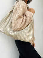 Bolso Trenzado Dorado