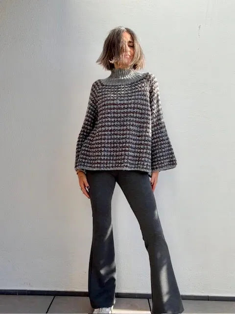 Pantalones Malla  Flare Gris