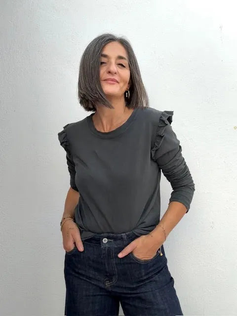 Camiseta Volante Hombro Gris