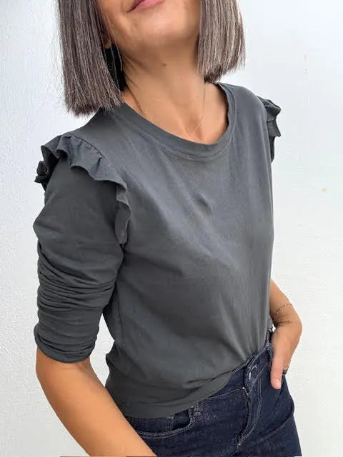 Camiseta Volante Hombro Gris