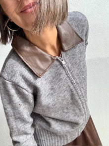Chaqueta Gris Cuello Efecto piel