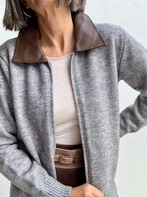 Chaqueta Gris Cuello Efecto piel