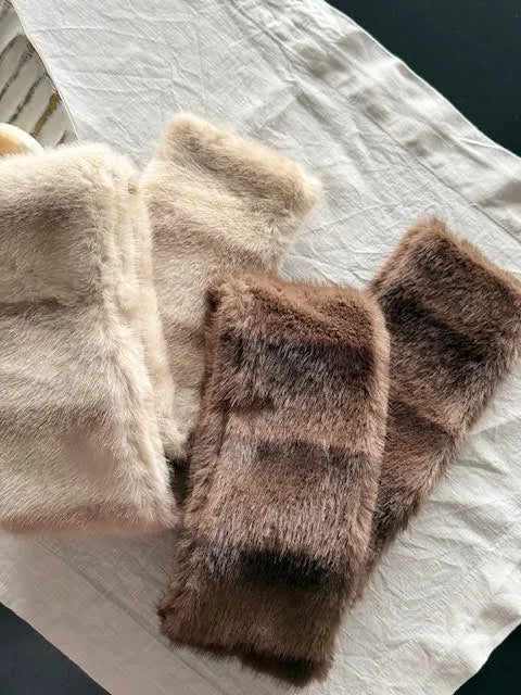 Estola Pelo