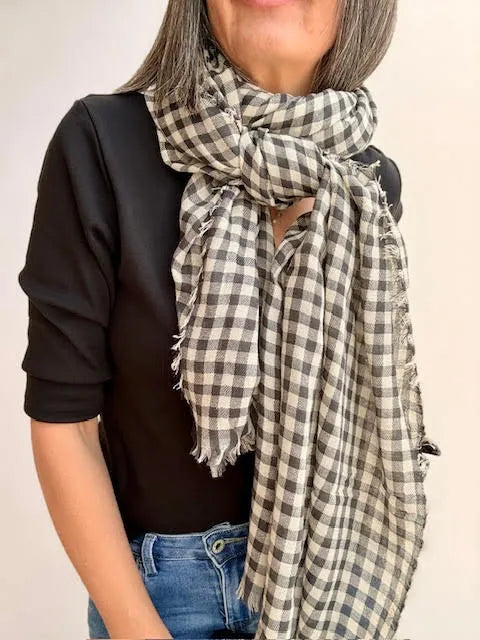 Fular Cuadros Gris