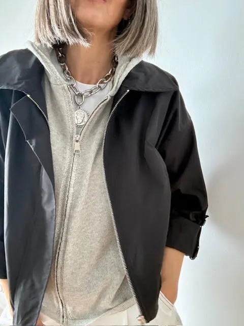 Chaleco Capucha Gris