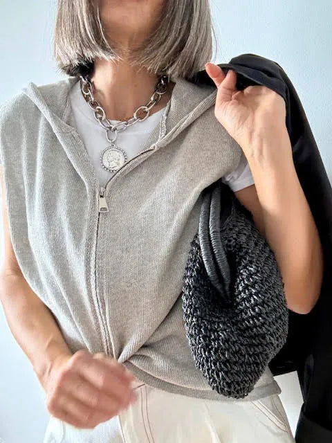 Chaleco Capucha Gris