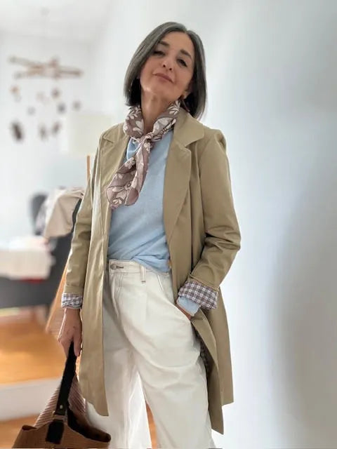 Gabardina Camel con Forro de Cuadros