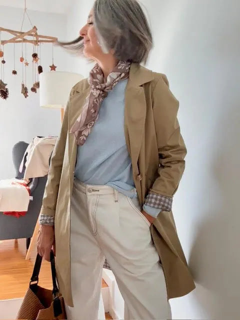 Gabardina Camel con Forro de Cuadros