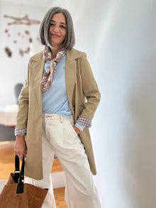 Gabardina Camel con Forro de Cuadros