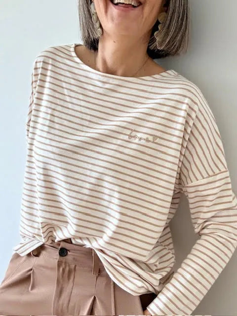 Camiseta Raya Camel Manga Larga