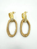 Aretes Ovalados Rafia y Metal Dorados