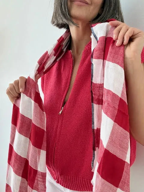 Fular Maxi Cuadros Rojos