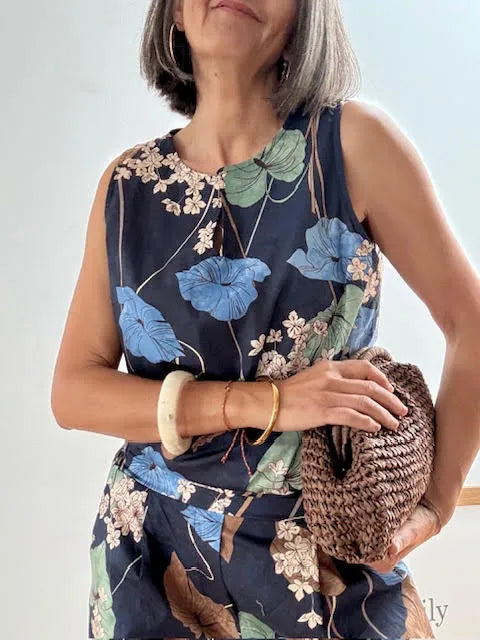 Top Sin Mangas Floral