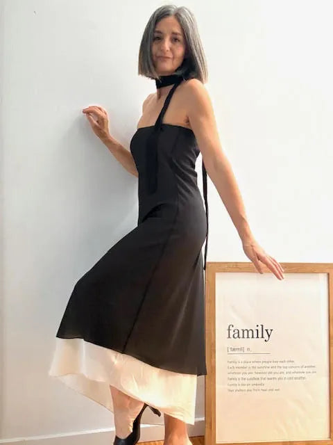 Vestido Asimétrico de Gasa Negro