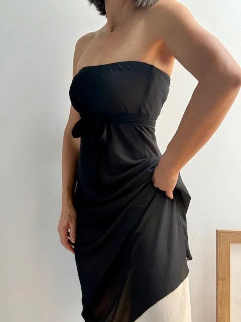 Vestido Asimétrico de Gasa Negro