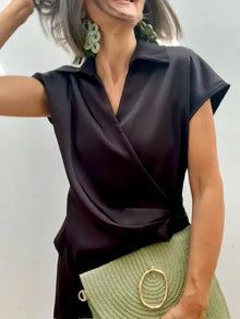 Blusa Satinada  Cruzada Negro