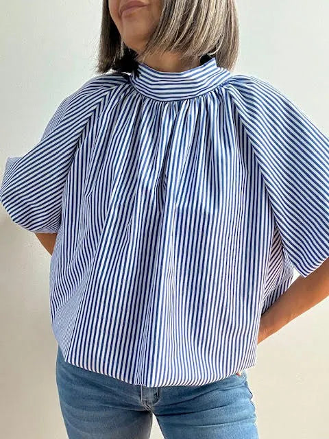 Blusa o Chaqueta Con Lazo Oversize Rayada Azul