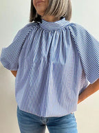 Blusa o Chaqueta Con Lazo Oversize Rayada Azul