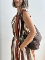 Bolso Hobo Croché Marrón  con Asa de Hombro Regulable