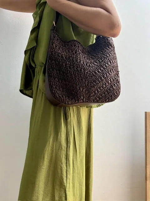 Bolso Hobo Croché Marrón  con Asa de Hombro Regulable