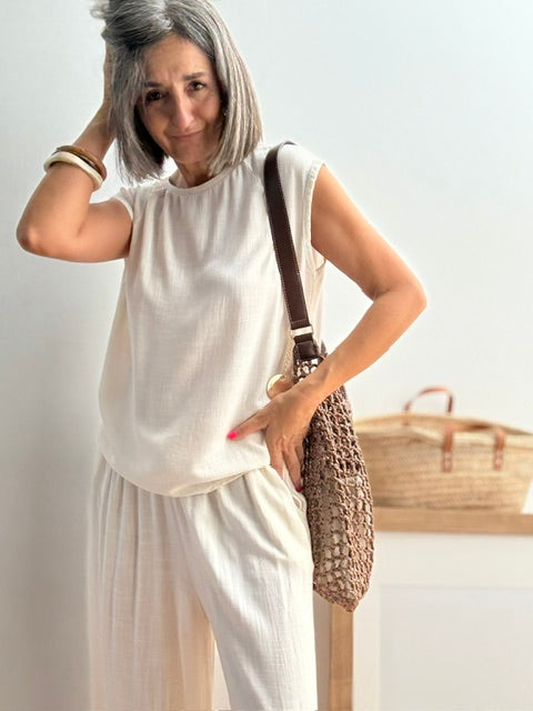 Blusa Fluida de Viscosa Crema