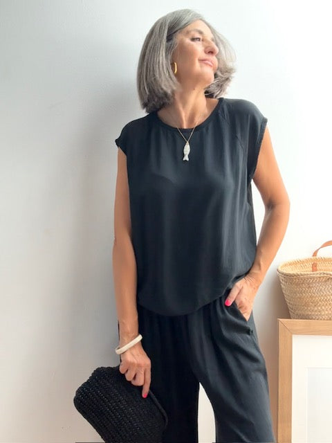 Blusa Fluida de Viscosa Negro