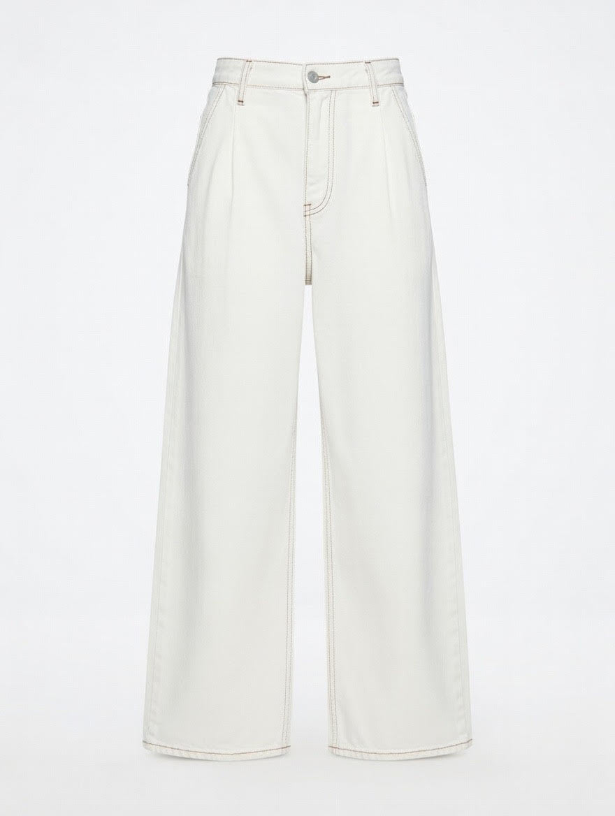 Pantalones Jean  Pinzas y Pespunte a Contraste