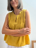 Blusa Trabillas Mostaza  100% Algodón