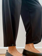 Pantalón Bajo Botón Negro