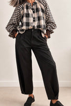 Pantalón Bajo Botón Negro