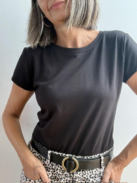 Camiseta Básica Manga Corta Negra