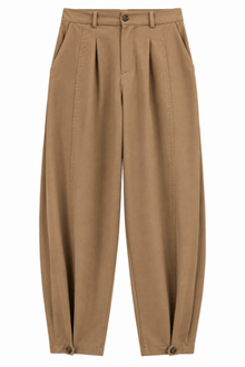 Pantalón Bajo Botón Camel